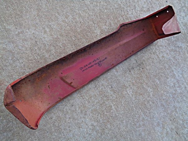 1959 Ford Fairlane bench seat trim panel molding