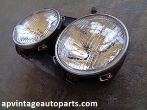 1961 1963 Ford Thunderbird RH headlight bucket