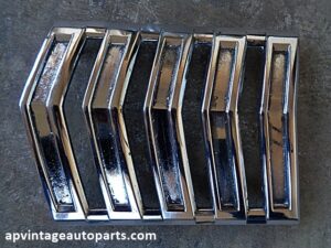 1964 Ford Falcon quarter panel molding