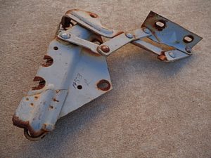 1953 1954 Ford trunk lid hinge RH