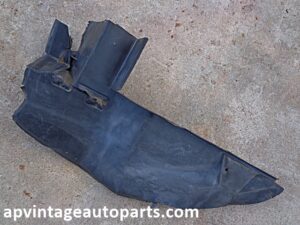 1971 Ford Torino fender splash shield RH
