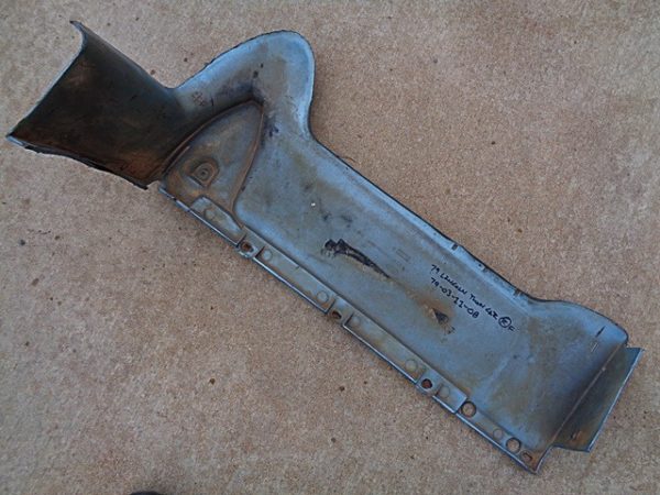 1977 Lincoln front bumper filler