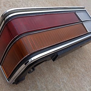 1977 1978 Buick LeSabre tail light