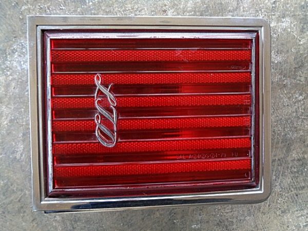 1979 Ford LTD tail light