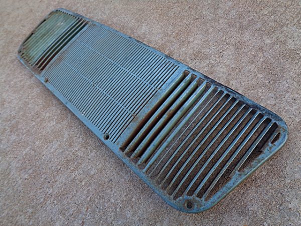 1960 Ford Falcon dash defroster grille