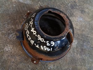 1961 1963 Ford THunderbird headlight bucket bulb retainer