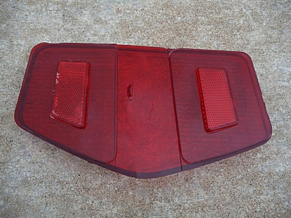 1972 Oldsmobile Delta 88 tail light