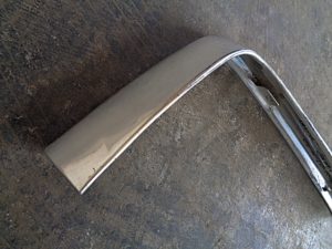 1966 Ford Thunderbird bucket seat molding