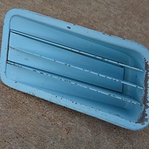 1967 Ford Mustang quarter panel trim molding