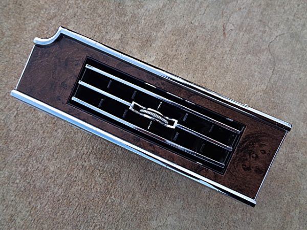 1968 Ford Galaxie LTD center dash AC vent