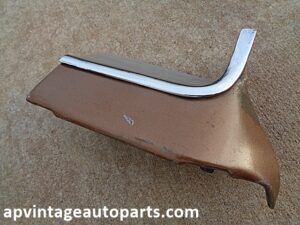 1971 Mercury Cougar grille extension molding