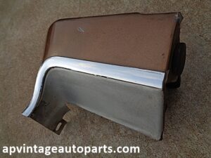 1971 Mercury Cougar grille extension filler trim molding