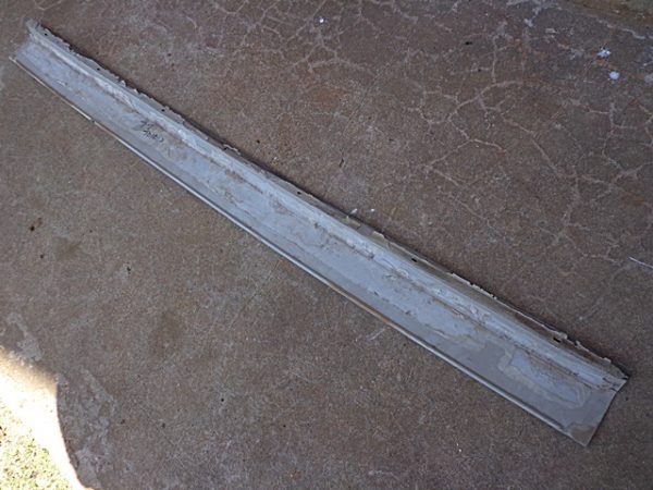 1977 Ford Thunderbird rear bumper filler