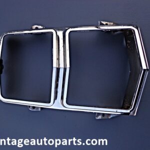 1975 Oldsmobile 442 tail light bezel