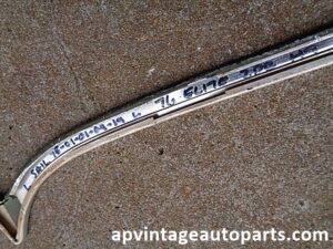 1976 Ford Elite vinyl roof sail panel molding
