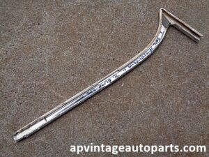 1976 Ford Elite vinyl roof molding