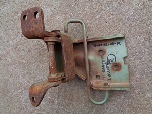 1971 Ford Ranchero Torino door hinge