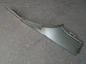 1966 Ford Thunderbird rear seat molding