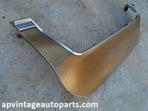 1973 Oldsmobile Delta 88 wheel skirt