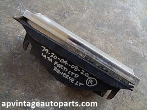 1979 1980 FORD LTD backup reverse light assembly