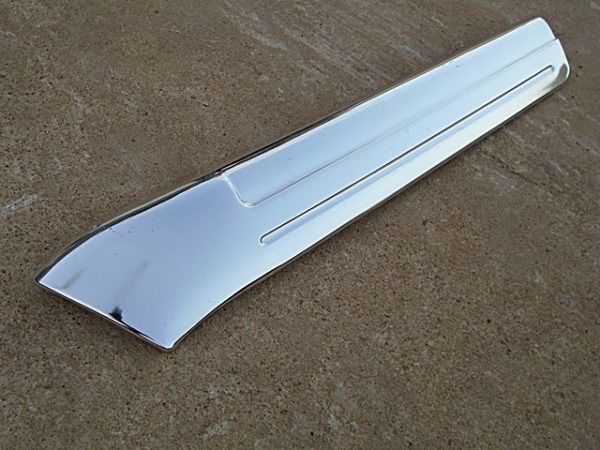 1966 Chevrolet Impala bench seat trim molding