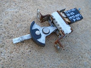 1973 Oldsmobile Delta 88 heater fan switch