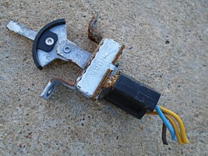 1973 Oldsmobile Delta 88 heater fan switch