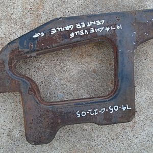 1974 Chevrolet center grille support bracket