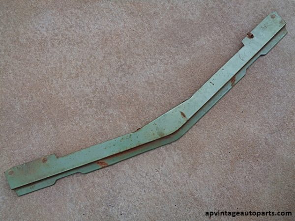 1971 Ford Torino front bumper filler