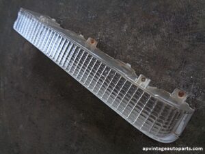 1976 Oldsmobile Delta 88 turn signal park lamp lens
