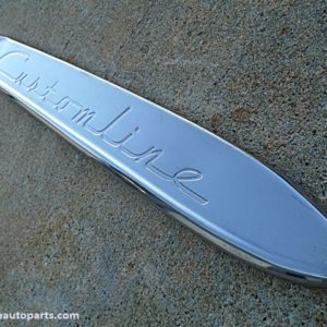 1954 Ford Customline fender trim