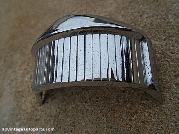 1959 Mercury quarter fin molding