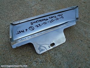 1961 Ford Fairlane trim molding