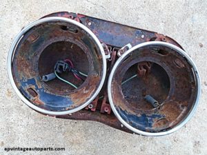 1958 1960 Ford Thunderbird headlight bucket housing assembly