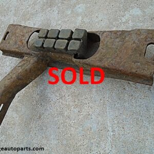 1961-1963 Ford Thunderbird 390 tranmission cross member