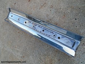 1969 Lincoln Continental interior molding