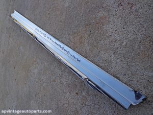 1969 Pontiac Grand Prix vinyl top molding