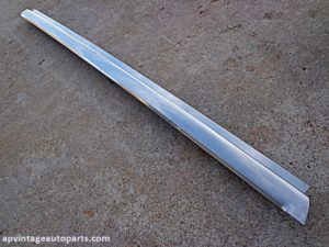 1969 Pontiac Grand Prix vinyl top window molding