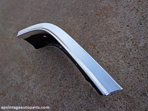 1973 Ford Thunderbird trim molding parts