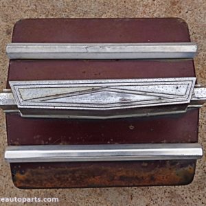 1965 Ford Fairlane gas door