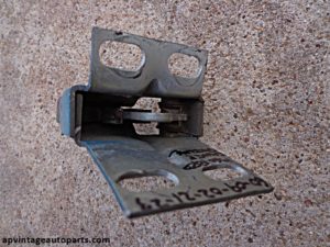 1960 Ford trunk latch