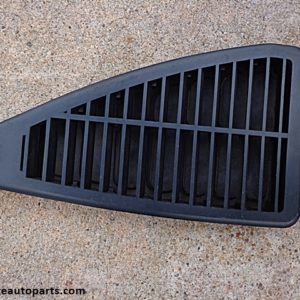 1973 Mercury Cougar door jamb vent