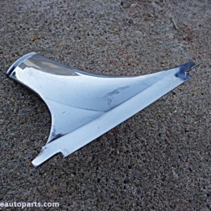 1952 Ford Customline exterior trim molding