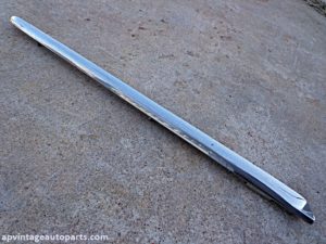 1962 Ford Fairlane trim molding