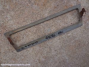 1962 Ford Thunderbird dash trim bezel