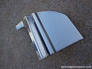 1965 Ford Galaxie 500 rocker molding trim