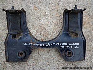 1967 Ford Galaxie FE 352 390 radiator bracket