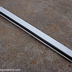 1972 Ford LTD fender trim molding