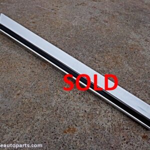 1972 Ford LTD fender trim molding