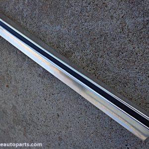 1972 Ford LTD fender trim